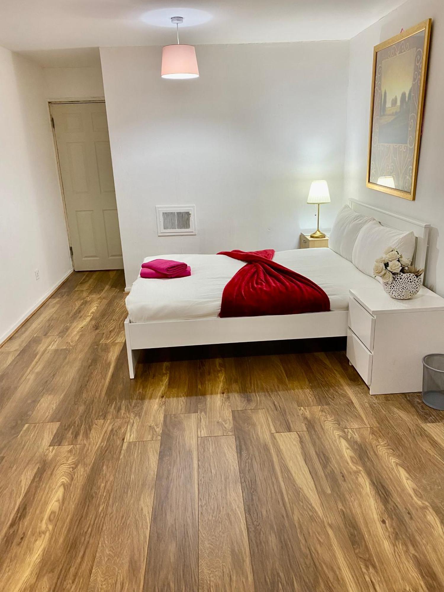 3 Bedroom Flat, Oxford Circus, W1w Appartement