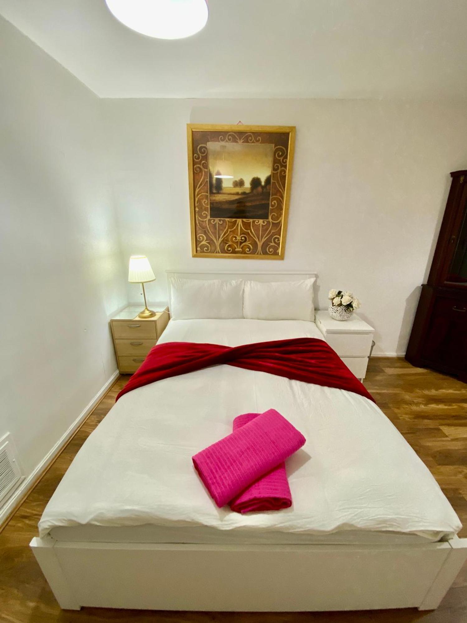 3 Bedroom Flat, Oxford Circus, W1w Appartement