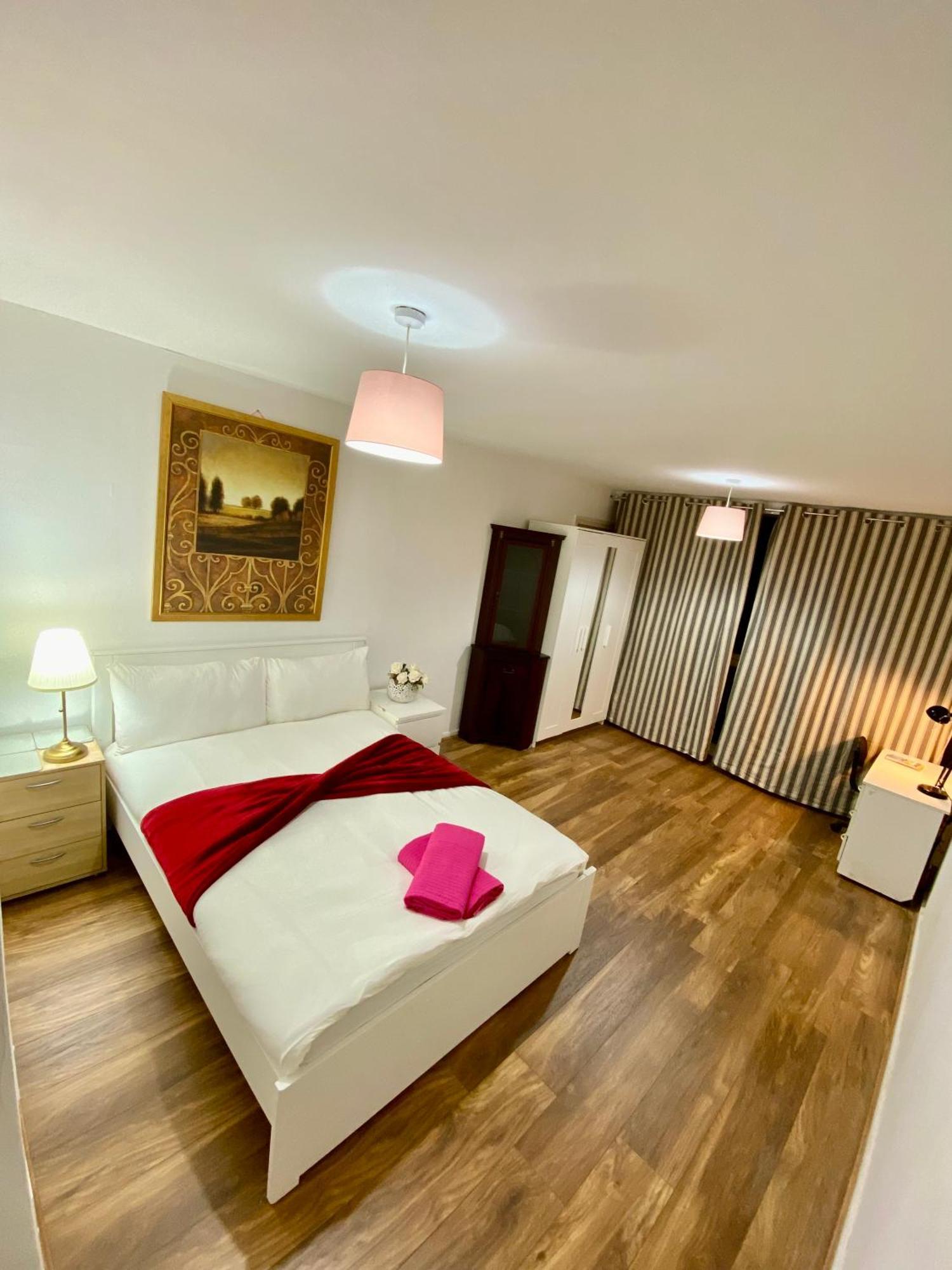 3 Bedroom Flat, Oxford Circus, W1w Appartement Londres